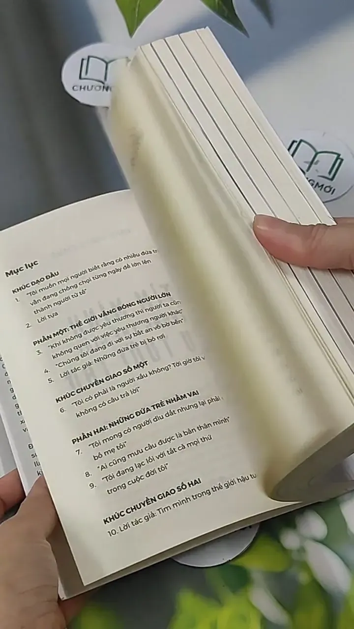 [MIỄN PHÍ BỌC SÁCH] Tìm Mình Trong Thế Giới Hậu Tuổi Thơ - Đặng Hoàng Giang 705625