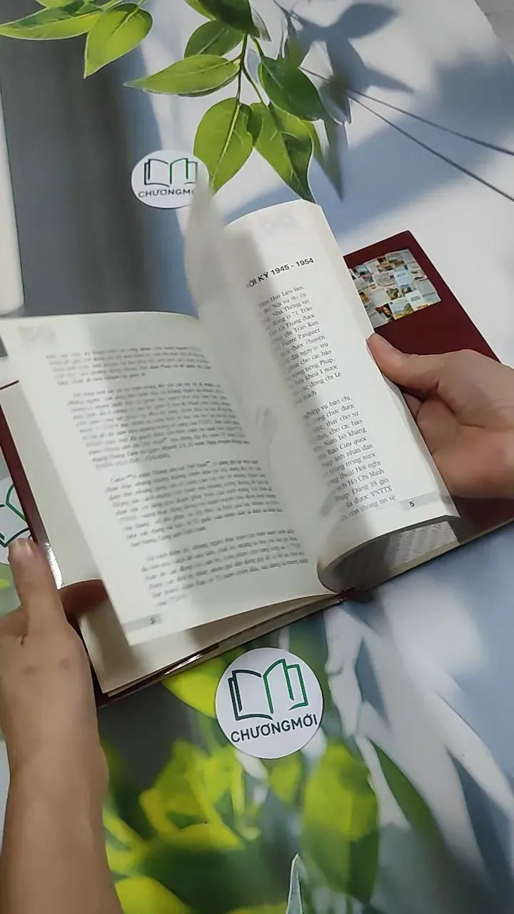 [MIỄN PHÍ BỌC SÁCH] 55 Năm Thông Tấn Xã Việt Nam 1945 - 2000 750829