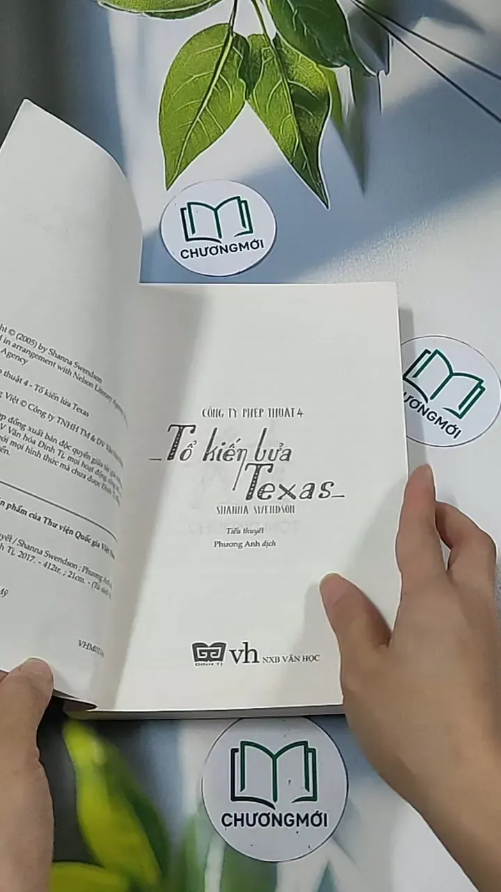 Tổ kiến lửa Texas - Shanna Swendson 688699