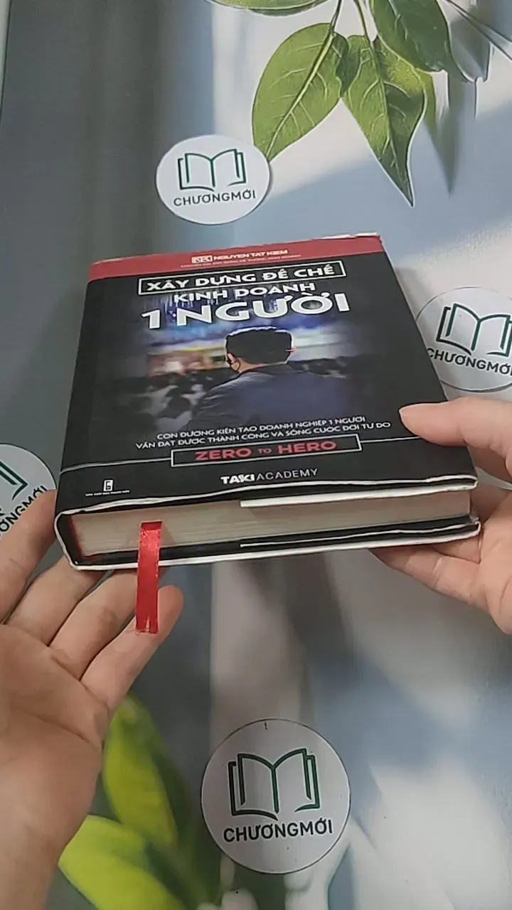 Xây dựng đế chế kinh doanh một người - Nguyễn Tất Kiểm 688460