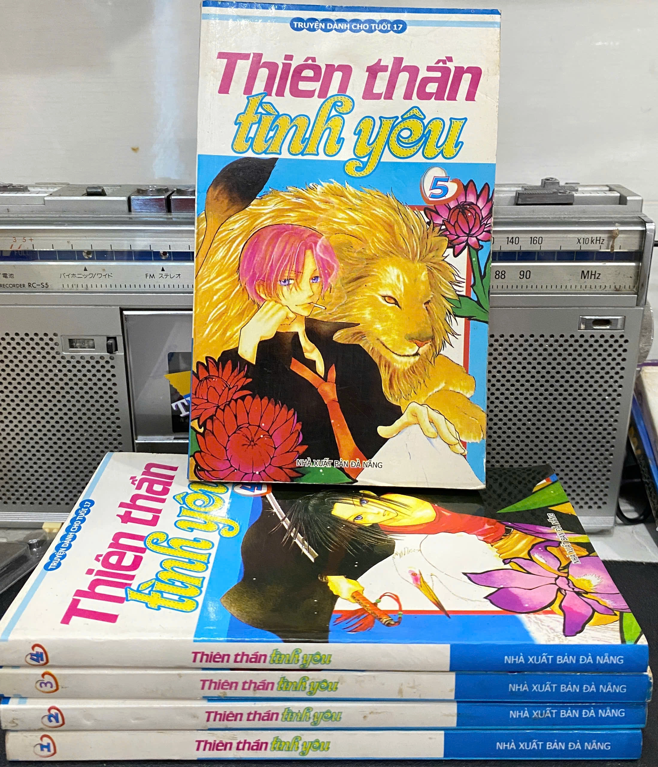 Thiên Thần Tình Yêu by  - Sách Book Cover - Ngọc Hiển Books