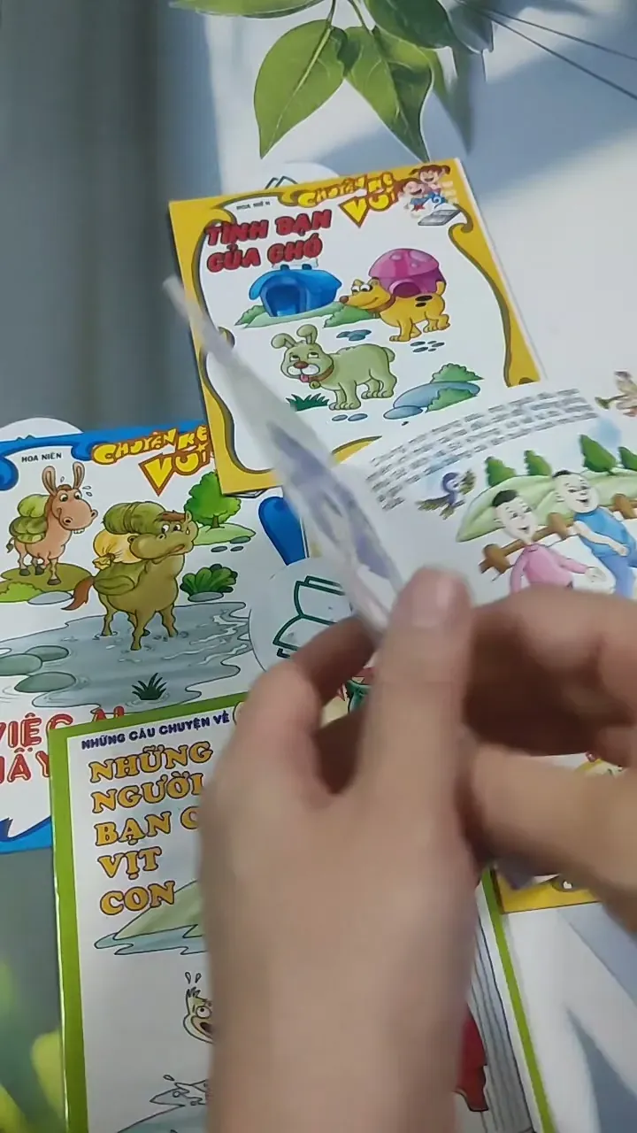 Combo Truyện Màu: Số Một Và Số Không, Tình Bạn Của Chó, Việc Ai Nấy Làm, Nét Đẹp Của Hươu 715656