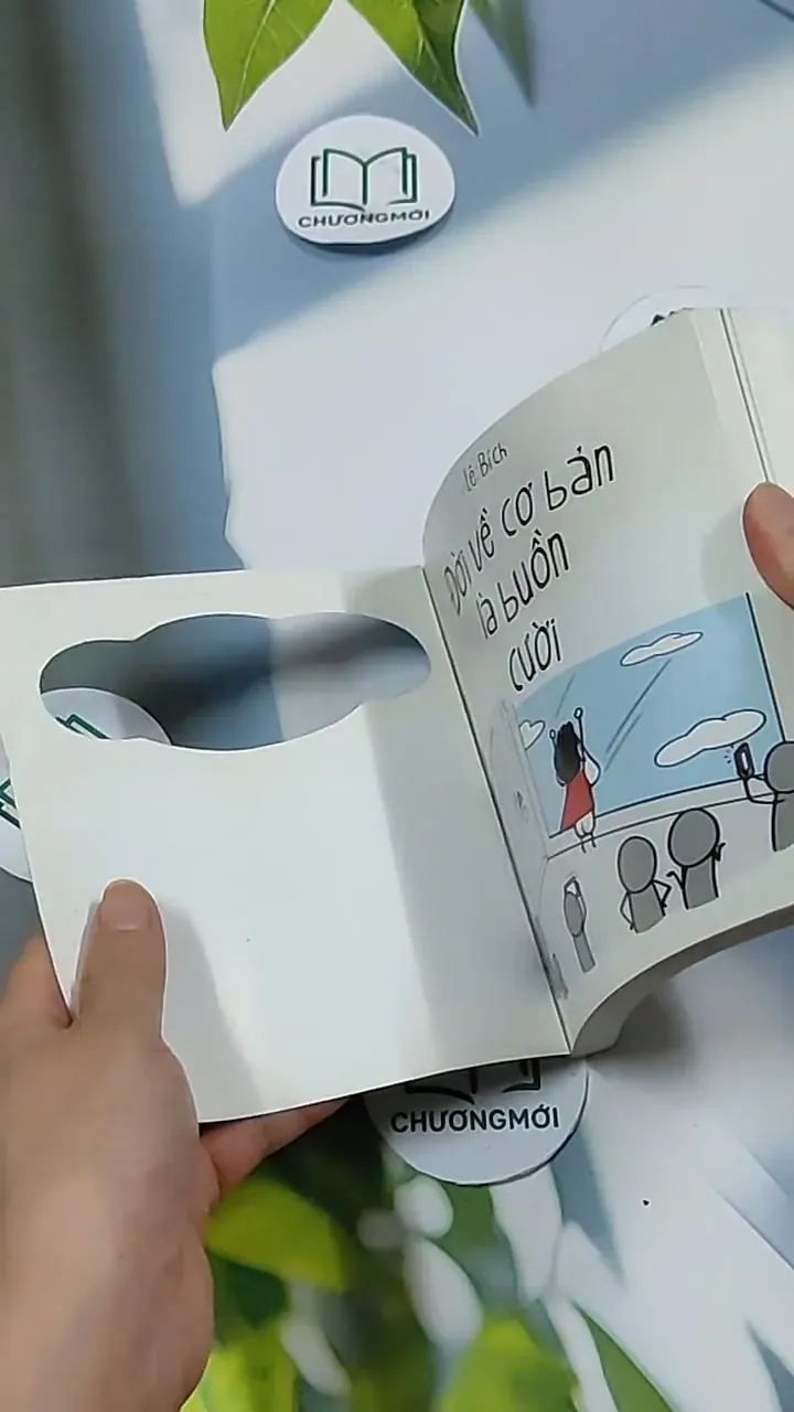 Đời Về Cơ Bản Là Buồn Cười - Lê Bích 703161