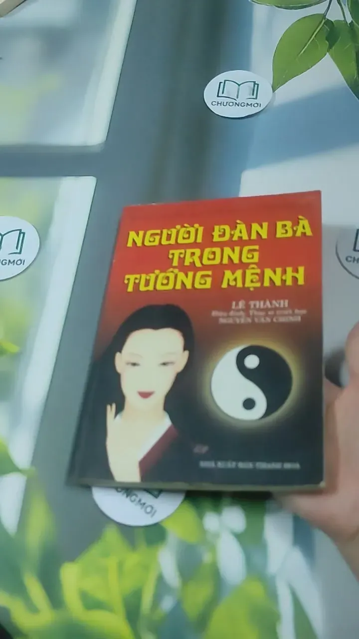 Người Đàn Bà Trong Tướng Mệnh - Lê Thành 727384