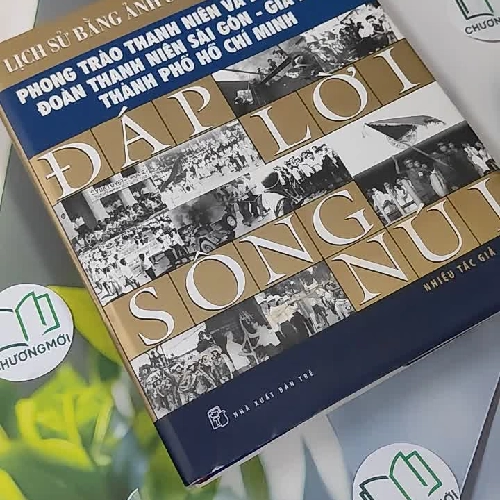 [MIỄN PHÍ BỌC SÁCH] Đáp Lời Sông Núi - Nhiều Tác Gỉa