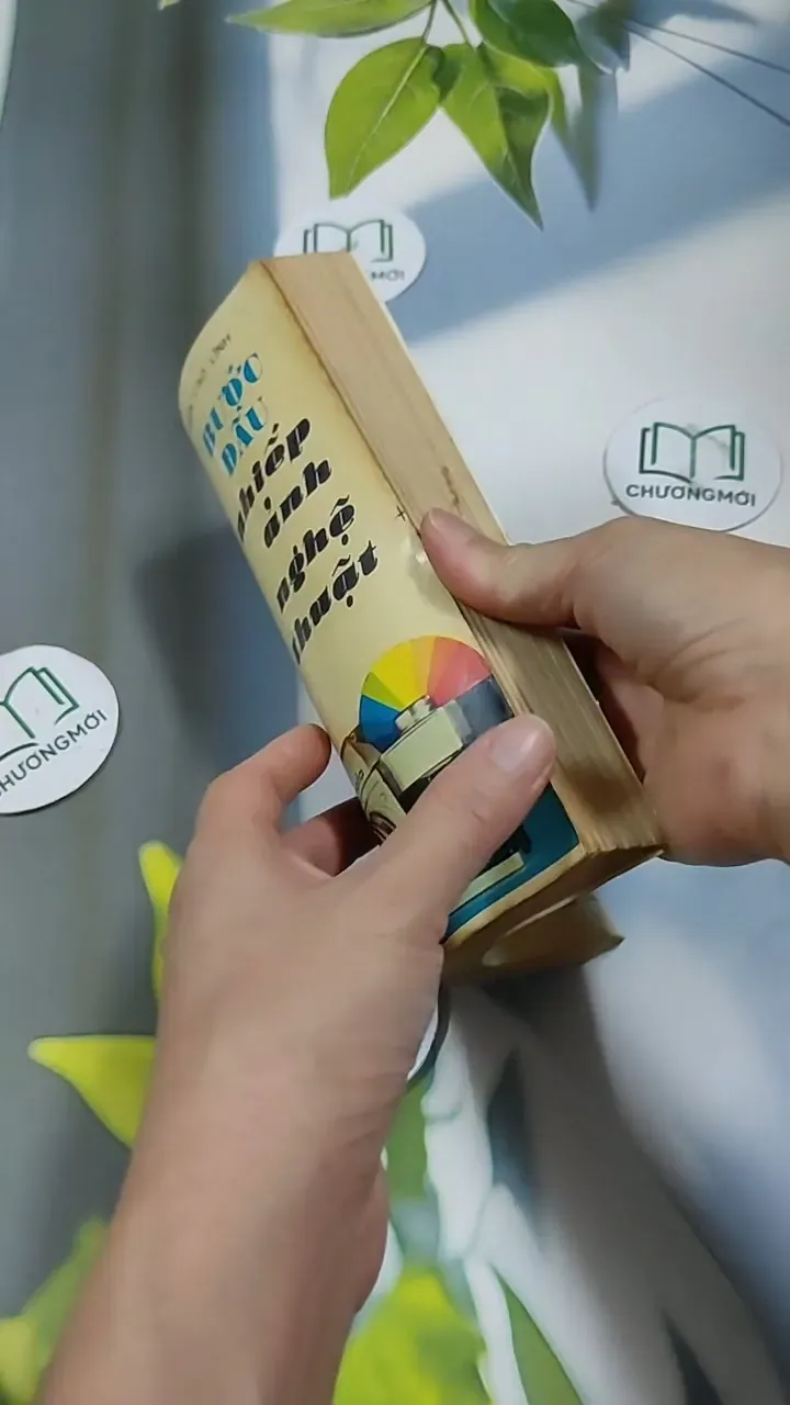 [MIỄN PHÍ BỌC SÁCH] Bước Đầu Nhiếp Ảnh Nghệ Thuật - Nguyễn Cao Đàm & Trần Cao Lĩnh 713882