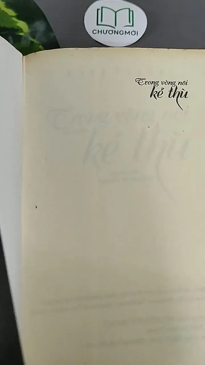 Trong Vòng Nôi Kẻ Thù (2013) - Sara Young 603333