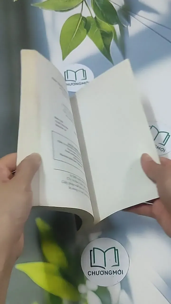 Anh chỉ muốn nắm tay em thôi - Emily Rose 694967