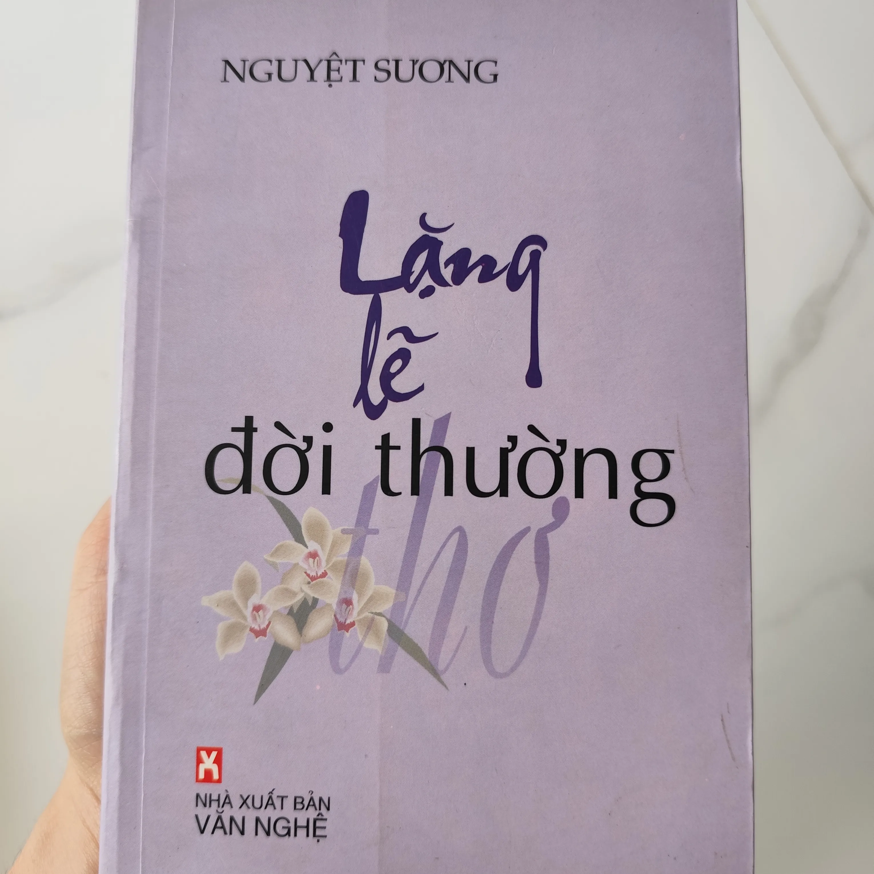 Lặng lẽ đời thường - Nguyệt Sương by  - Sách Book Cover - Ngọc Hiển Books