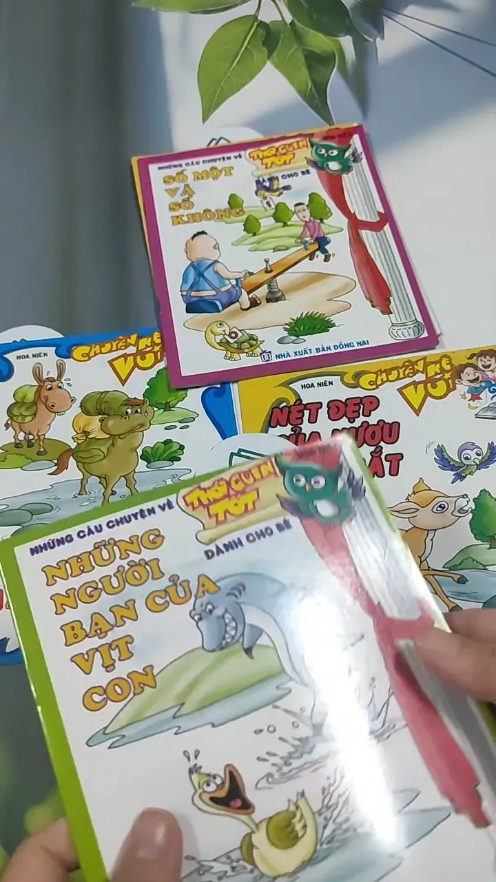 Combo Truyện Màu: Số Một Và Số Không, Tình Bạn Của Chó, Việc Ai Nấy Làm, Nét Đẹp Của Hươu 715656