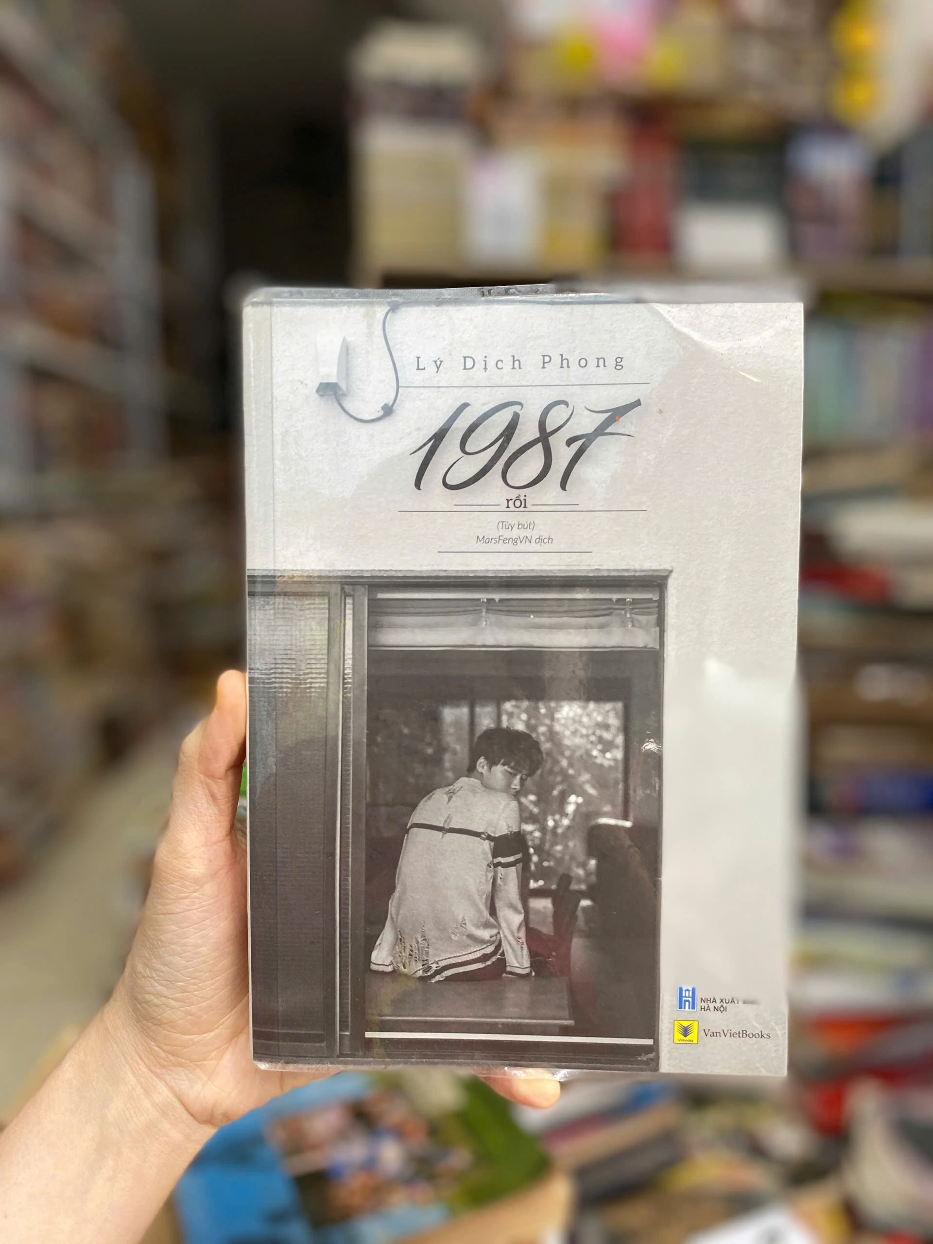 1987 Rồi - Lý Dịch Phong by Lý Dịch Phong - Sách Book Cover - Ngọc Hiển Books