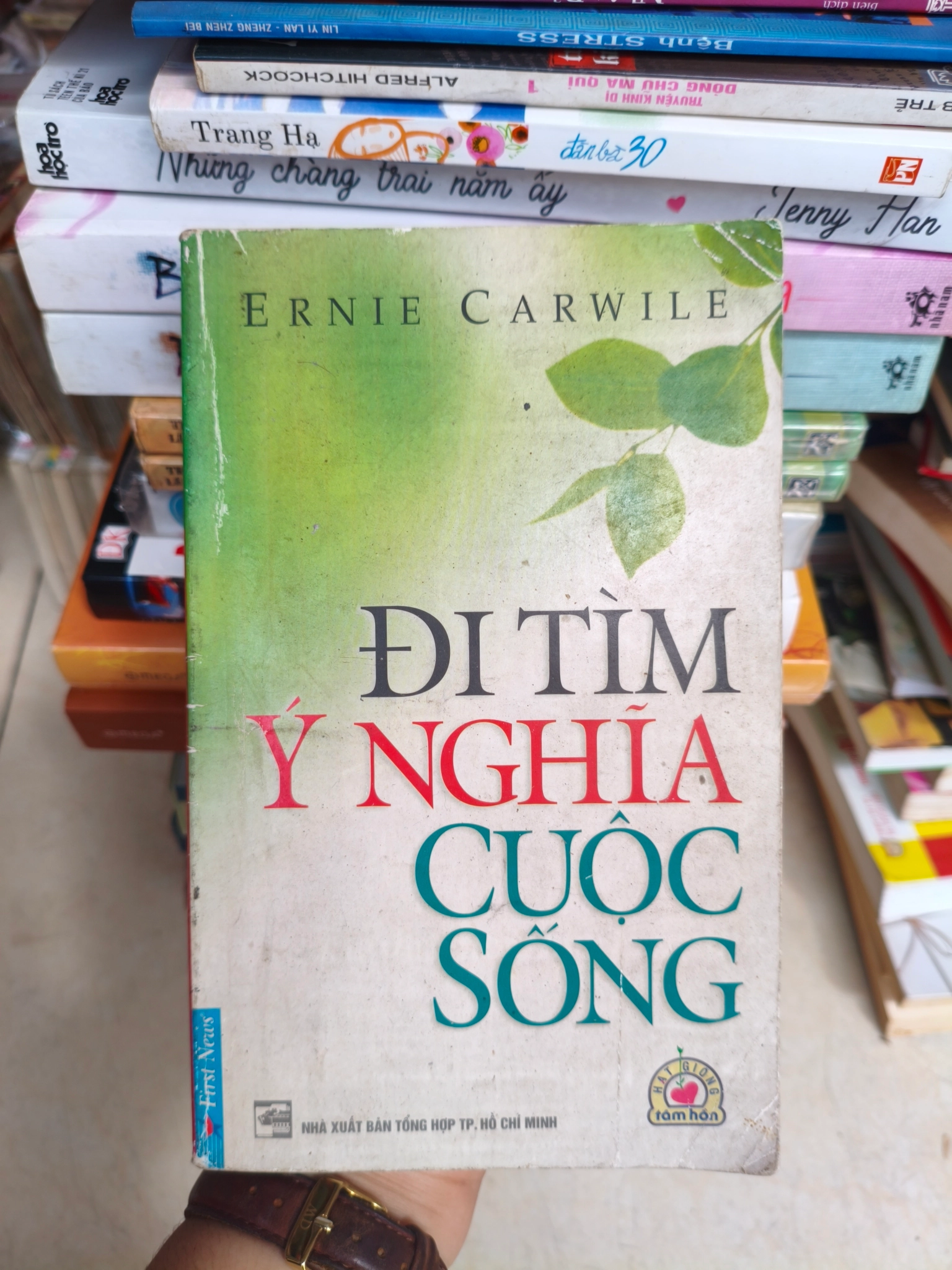 Đi tìm ý nghĩa cuộc sống 🌱 by  - Sách Book Cover - Ngọc Hiển Books