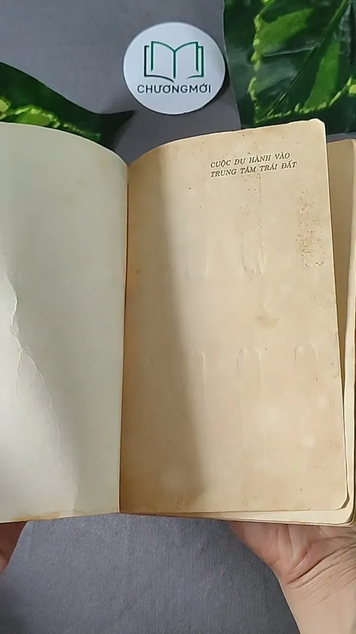 Cuộc Du Hành Vào Trung Tâm Trái Đất (1996) - Jules Verne 604595