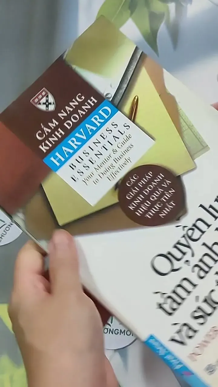 Quyền lực, tầm ảnh hưởng và sức thuyết phục - Cẩm nang Kinh doanh Harvard - Trường kinh d 698400