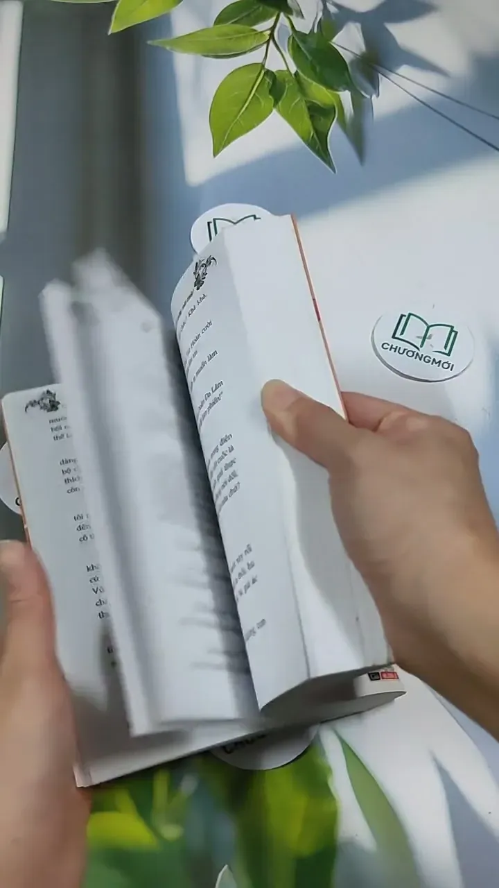 Hôn Cái Nào! Cô Nàng Xấu Tính - Mễ Đồng 705681