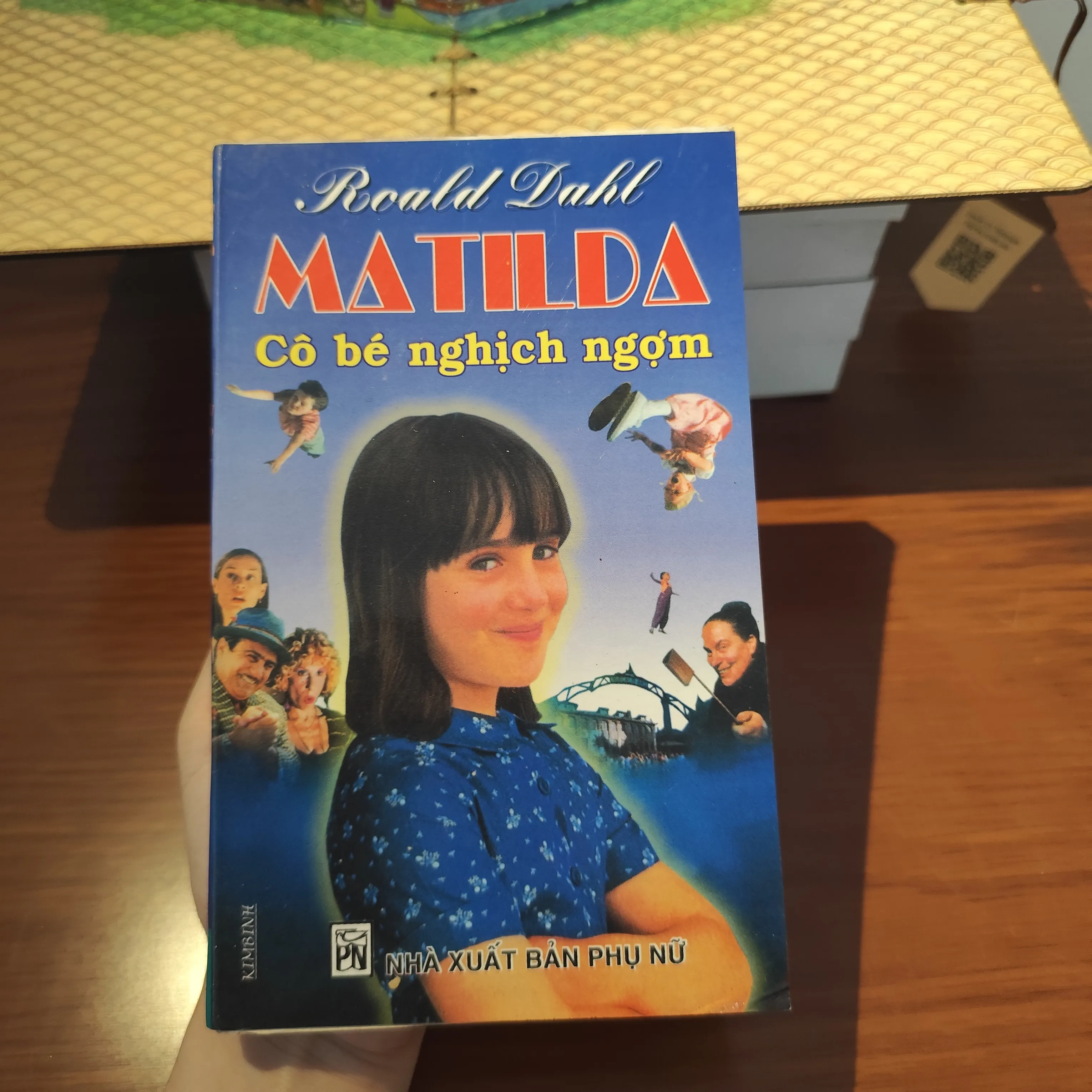 Matilda cô bé nghịch ngợm by  - Sách Book Cover - Ngọc Hiển Books
