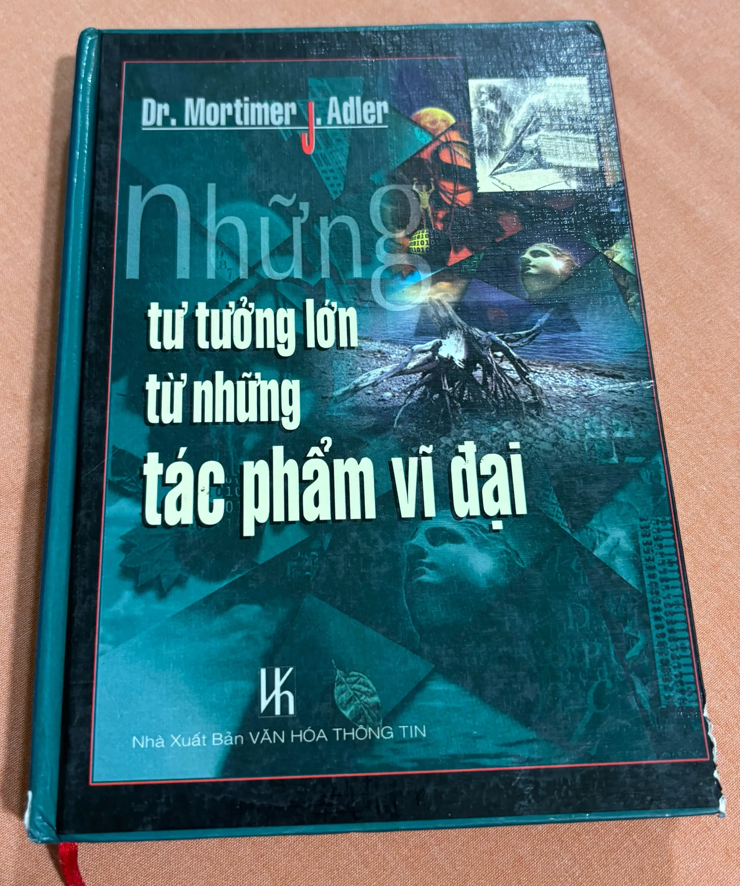 Nhưng tư tưởng lớn từ những tác phẩm vĩ đại 🌊 by  - Sách Book Cover - Ngọc Hiển Books