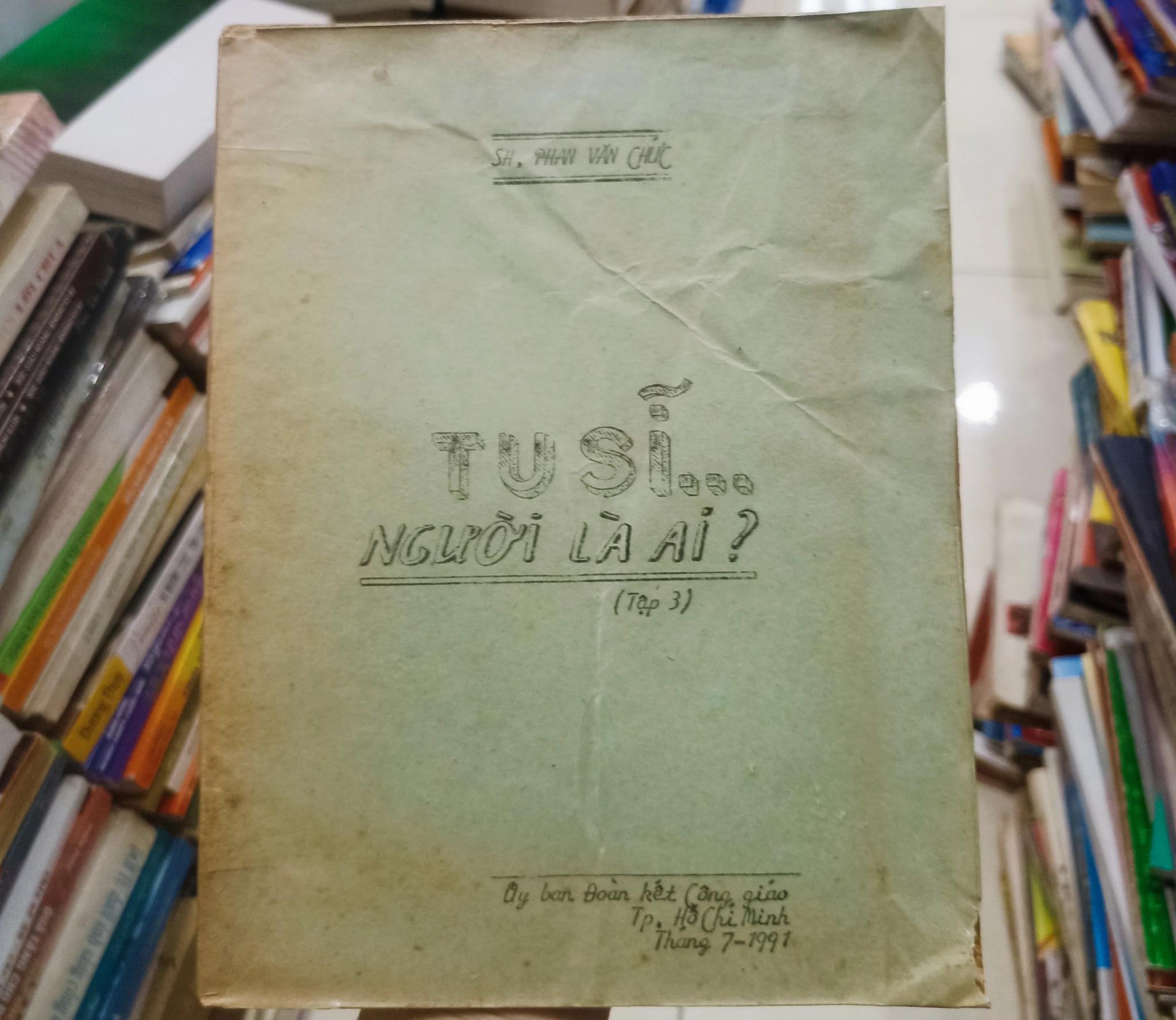 Tu sĩ... Người là ai? - Tập 3🌻 by  - Sách Book Cover - Ngọc Hiển Books