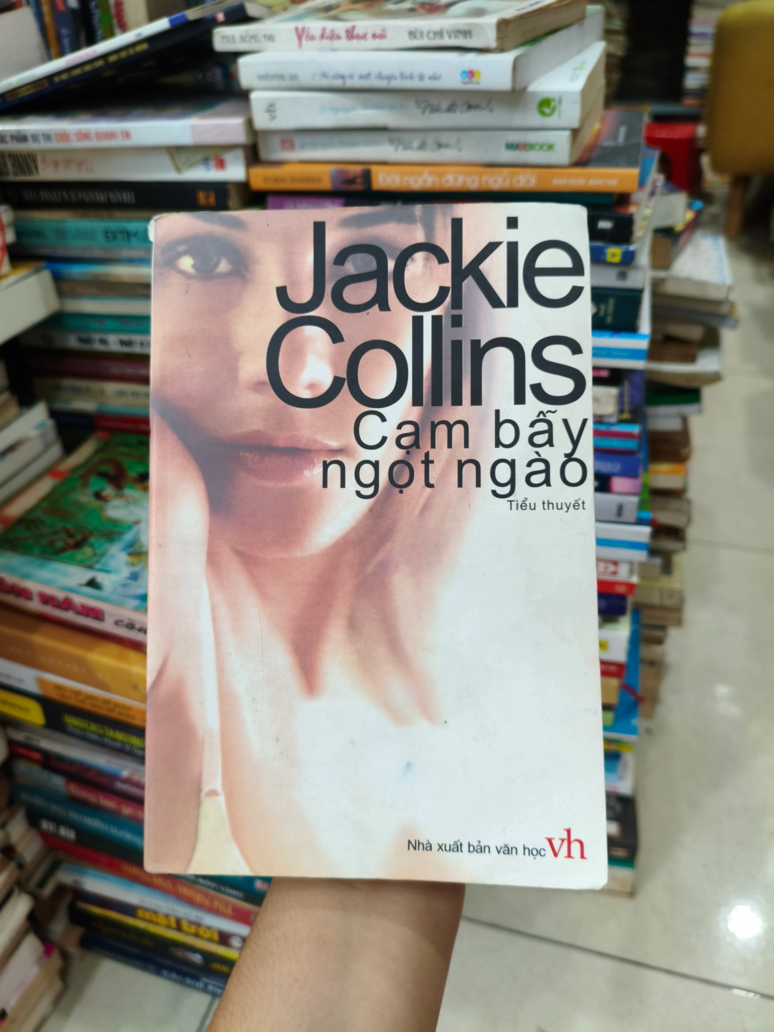 Cạm bẫy ngọt ngào 🌱 by  - Sách Book Cover - Ngọc Hiển Books