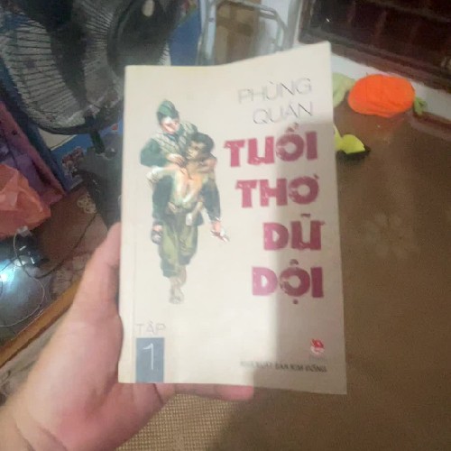 Tuổi Thơ Dữ Dội - Phùng Quán -Tập 1 Còn mới 179652