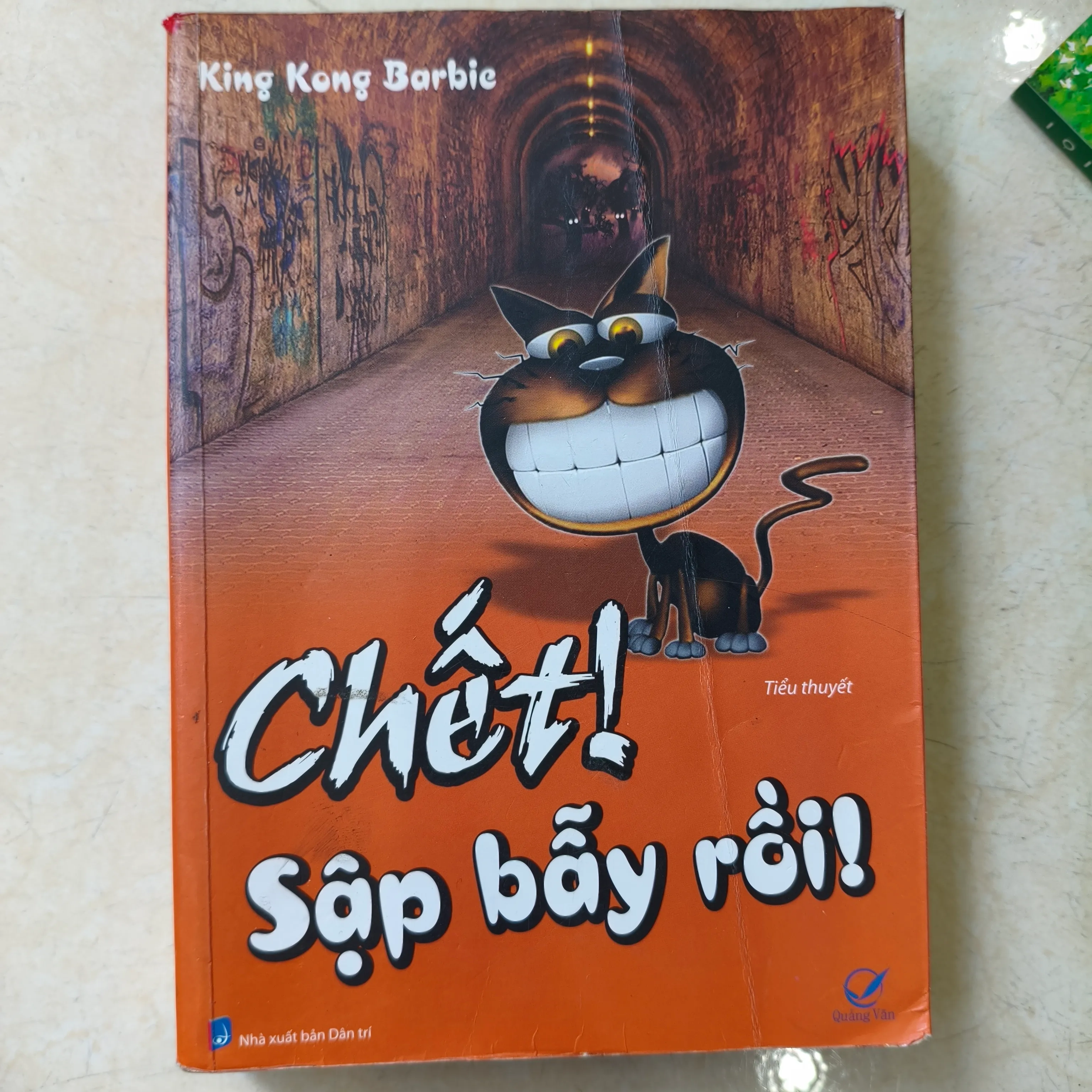 Chết sập bẫy rồi 🌱 by  - Sách Book Cover - Ngọc Hiển Books