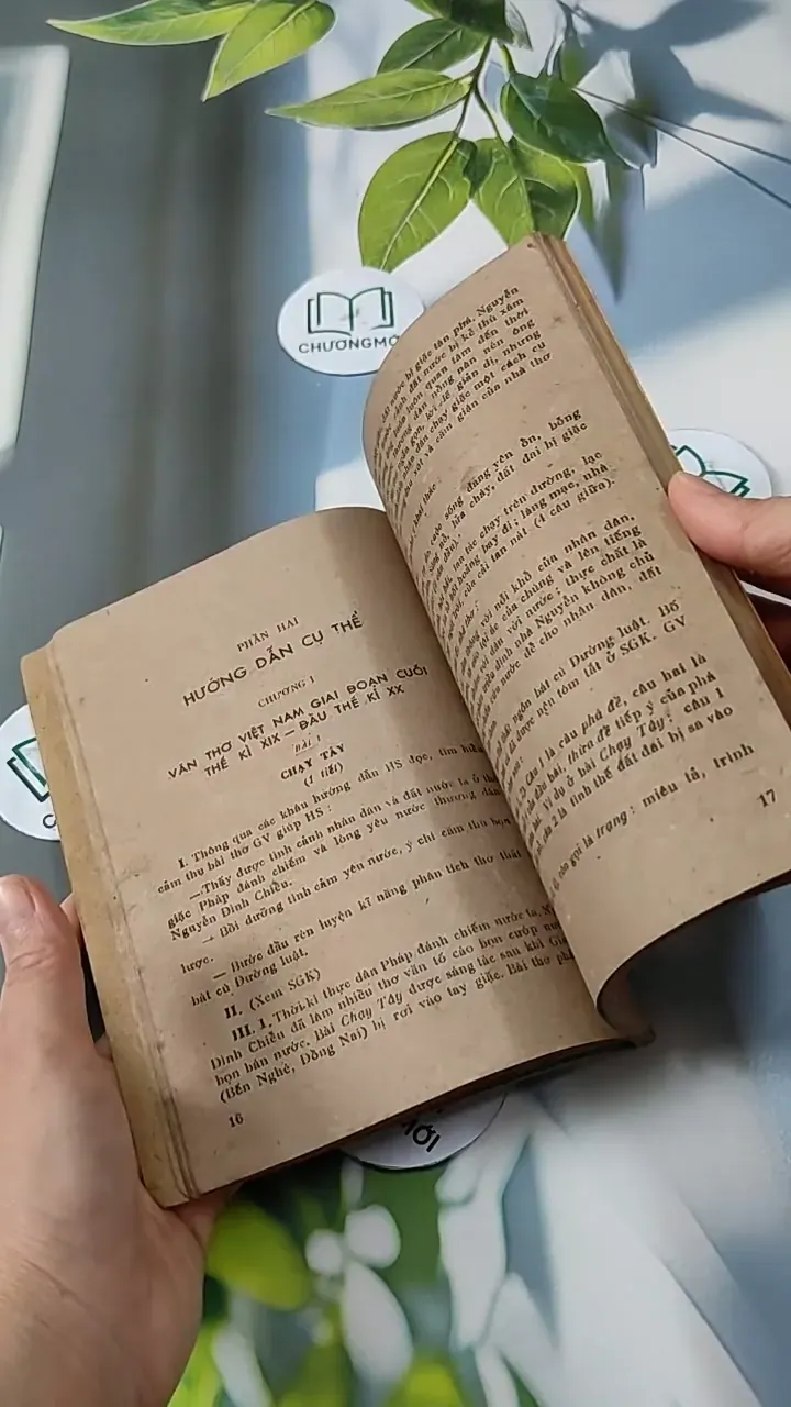 Văn 8 (tập 1) - Sách Giáo Viên - Nguyễn Sĩ Cần & Nguyễn Quốc Túy 713800