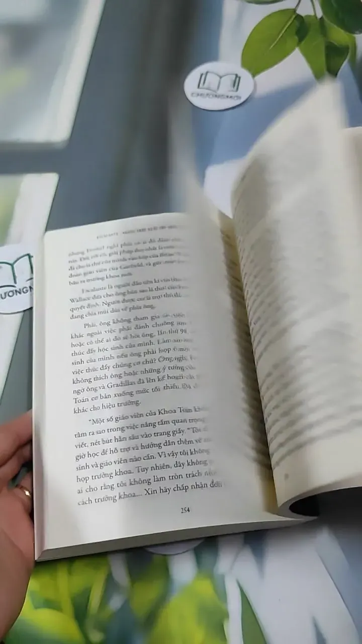 Escalante: Người Thầy Xuất Sắc Nhất Nước Mỹ - Jay Mathews 727336