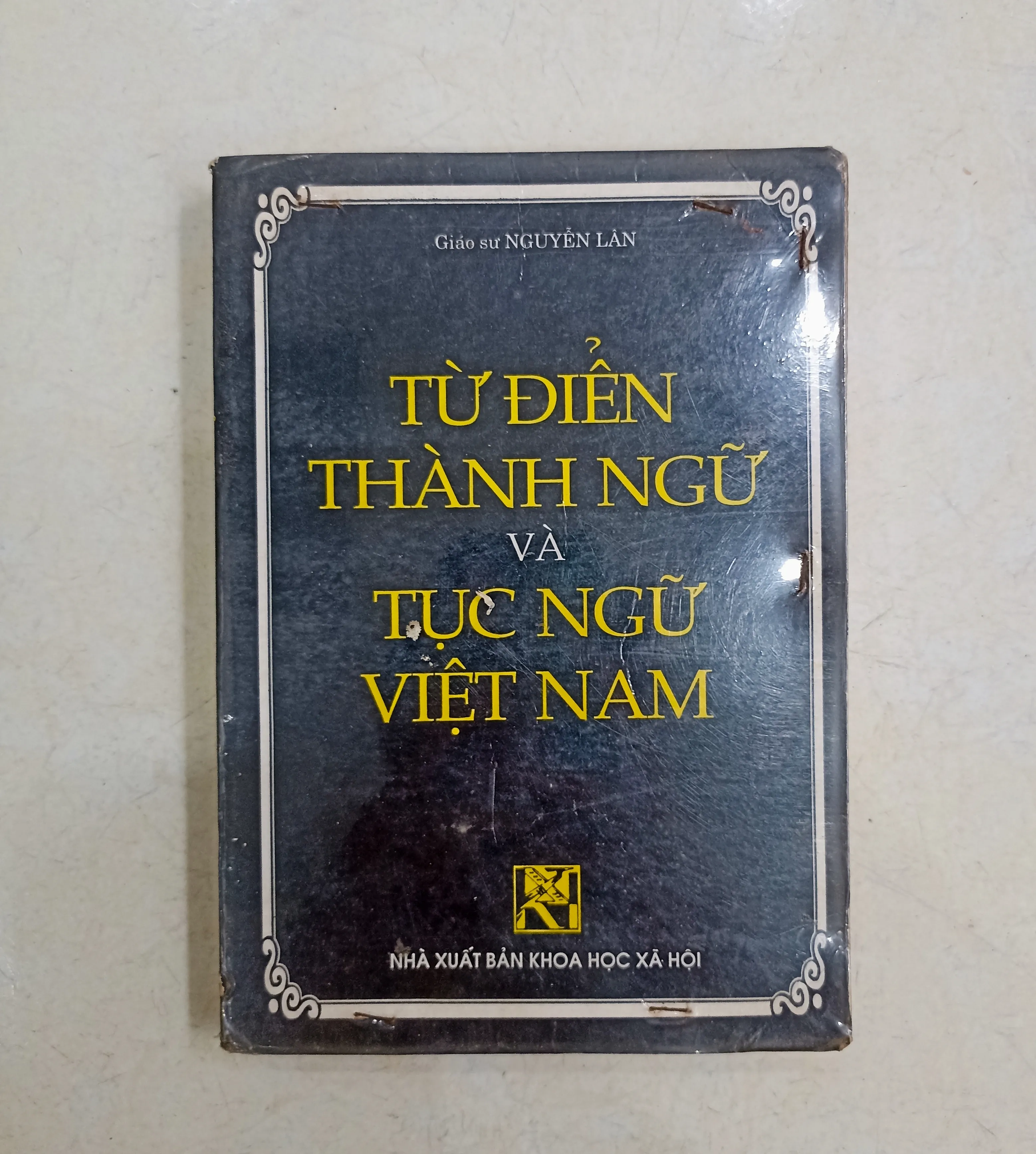 Từ điển thành ngữ,🌻 by  - Sách Book Cover - Ngọc Hiển Books
