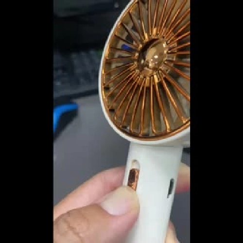 * QUẠT CẦM TAY CÓ ĐÈN *QUÀ TẶNG 0Đ KHI MUA ĐƠN HÀNG TRONG SHOP 427126