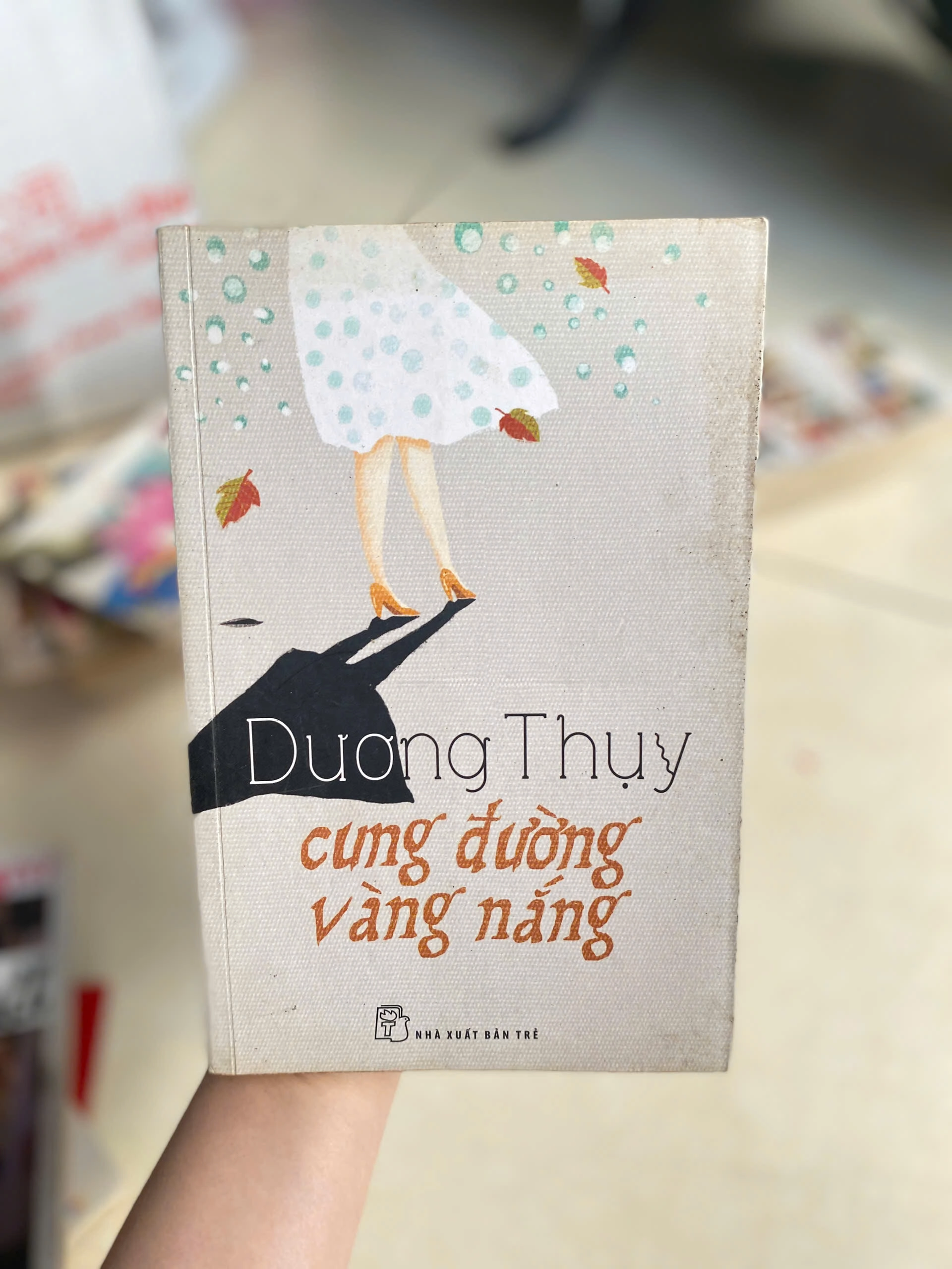 Cung Đường Vàng Nắng by  - Sách Book Cover - Ngọc Hiển Books