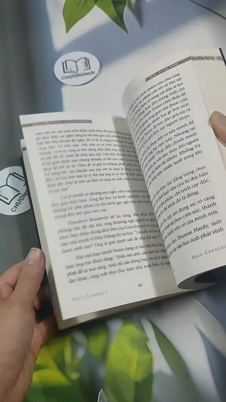 Đắc Nhân Tâm - Dale Carnegie 715579