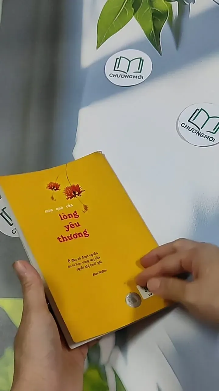 Món quà của lòng yêu thương - Nguyễn Thị Bích Nga 698632