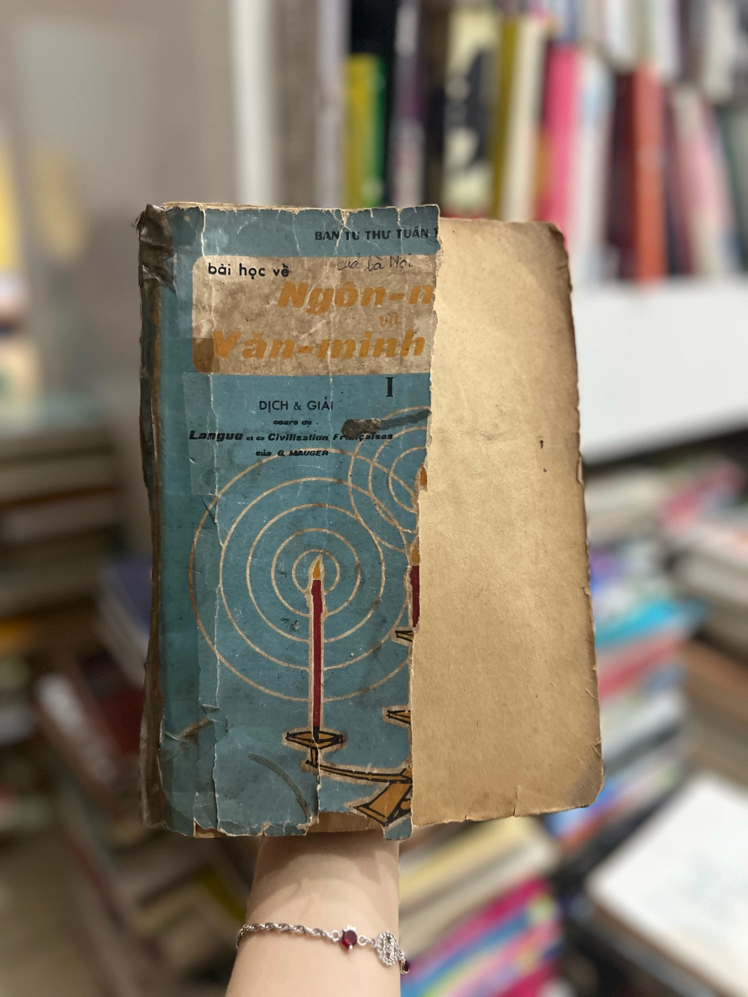 Ngôn ngữ và văn minh pháp - Ban Tu thư Tuấn Tú ( 1+ 2 ) by  - Sách Book Cover - Ngọc Hiển Books