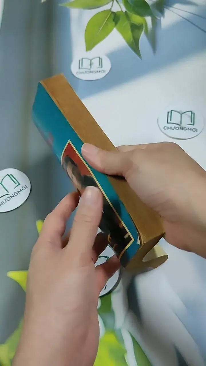 Bạn Hay Thù - John R. Tunis 713880