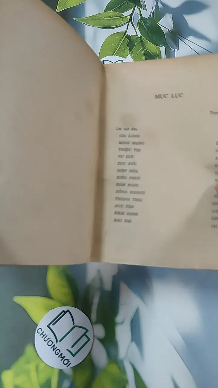 [MIỄN PHÍ BỌC SÁCH] [XƯA] Kể Chuyện Các Vua Nguyễn (1995) (Kể Chuyện Các Vua Nguyễn) 776034
