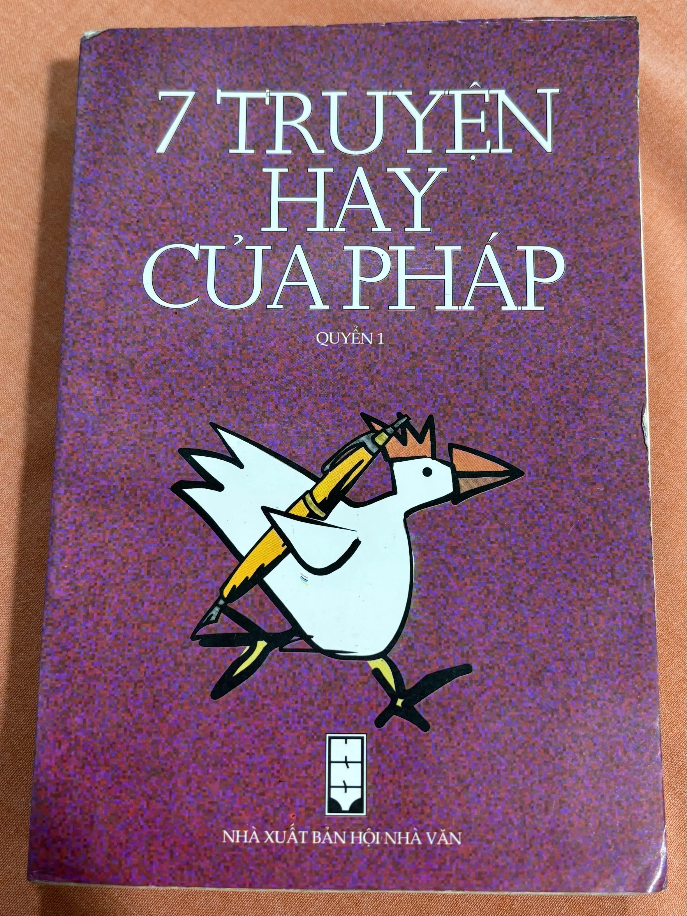 7 Truyêbh hay của Pháp 1 🌊 by  - Sách Book Cover - Ngọc Hiển Books
