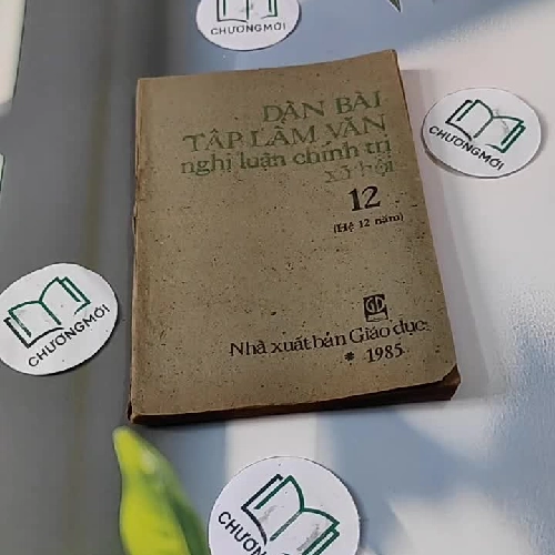 Dàn bài tập làm văn nghị luận chính trị xã hội 12 - Đỗ Quang Lưu