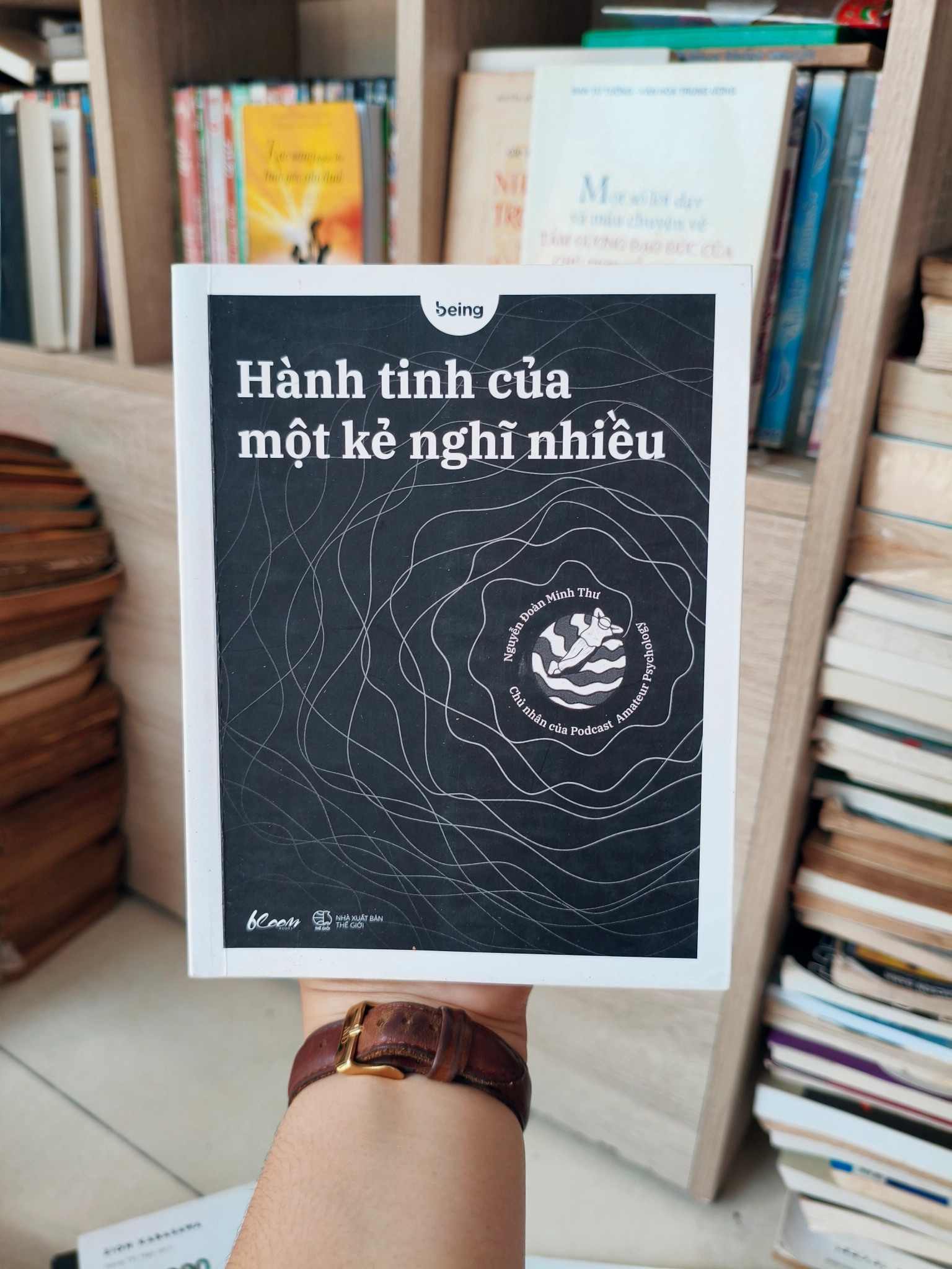Hành tinh của kẻ nghĩ nhiều 🌱 by  - Sách Book Cover - Ngọc Hiển Books