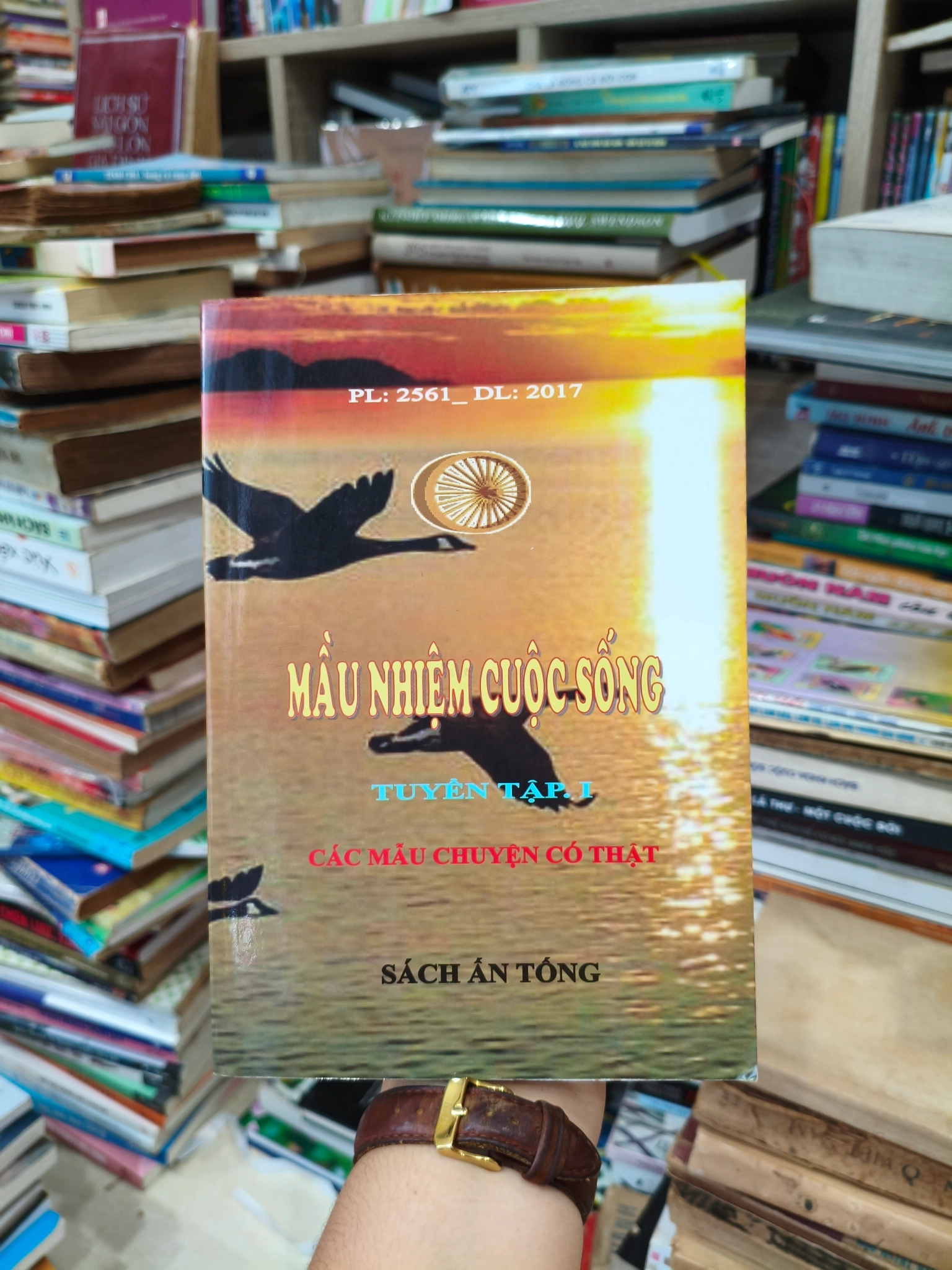 Màu nhiệm cuộc sống 🌱 by  - Sách Book Cover - Ngọc Hiển Books