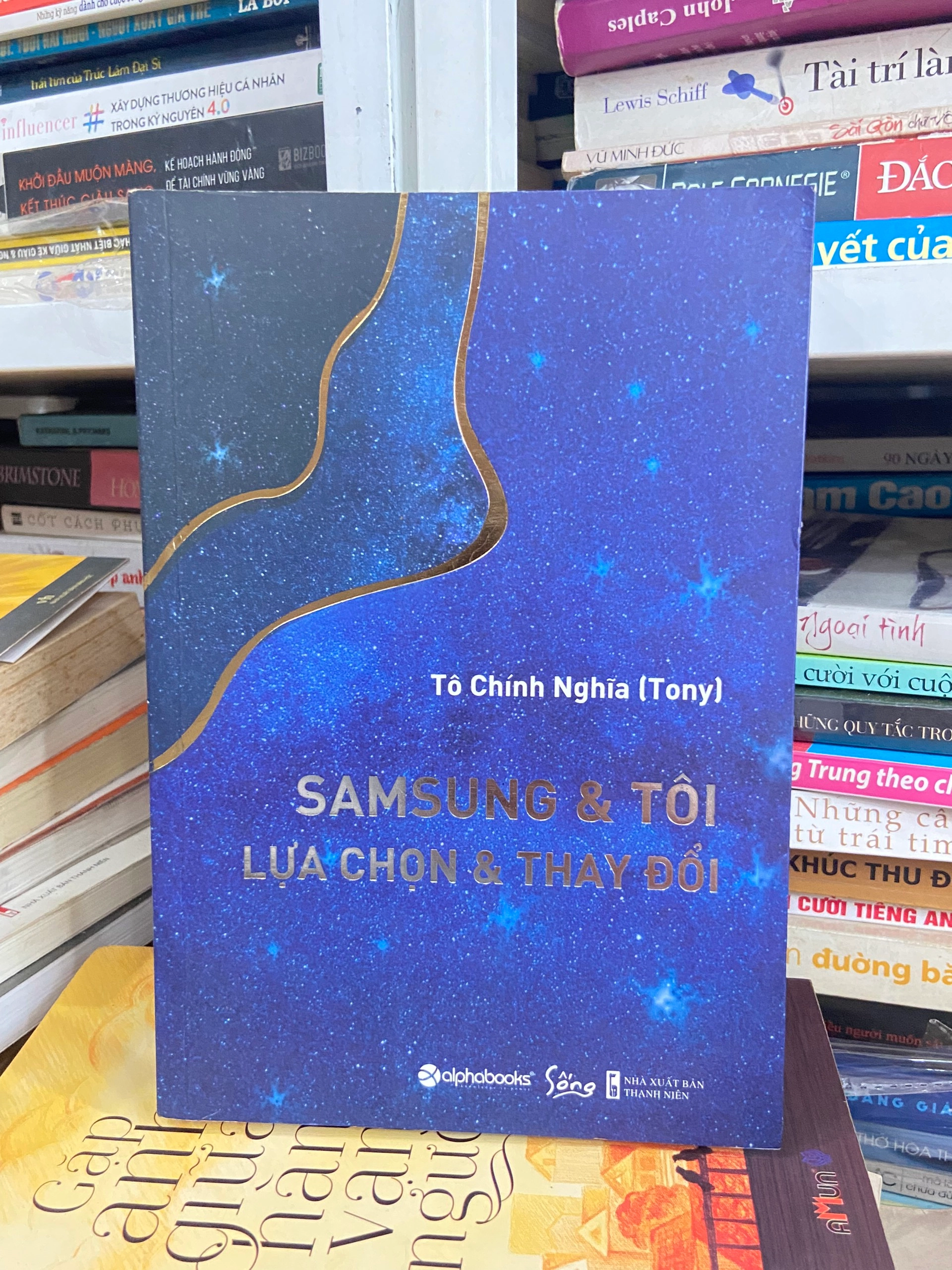 Samsung & Tôi - Lựa Chọn Và Thay Đổi -  Tô Chính Nghĩa by Tô Chính Nghĩa - Sách Book Cover - Ngọc Hiển Books