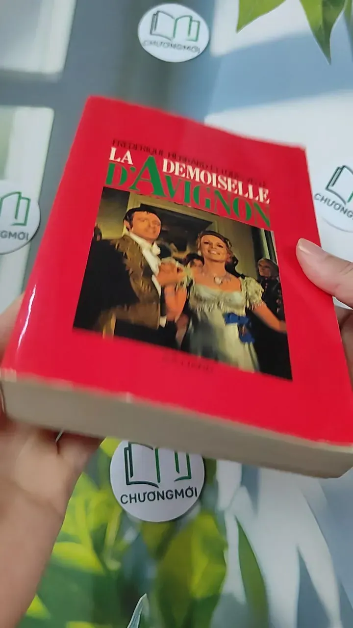[MIỄN PHÍ BỌC SÁCH] [XƯA] La Demoiselle d'Avignon (1982) - Frédérique Hébrard & Louis Velle 754526