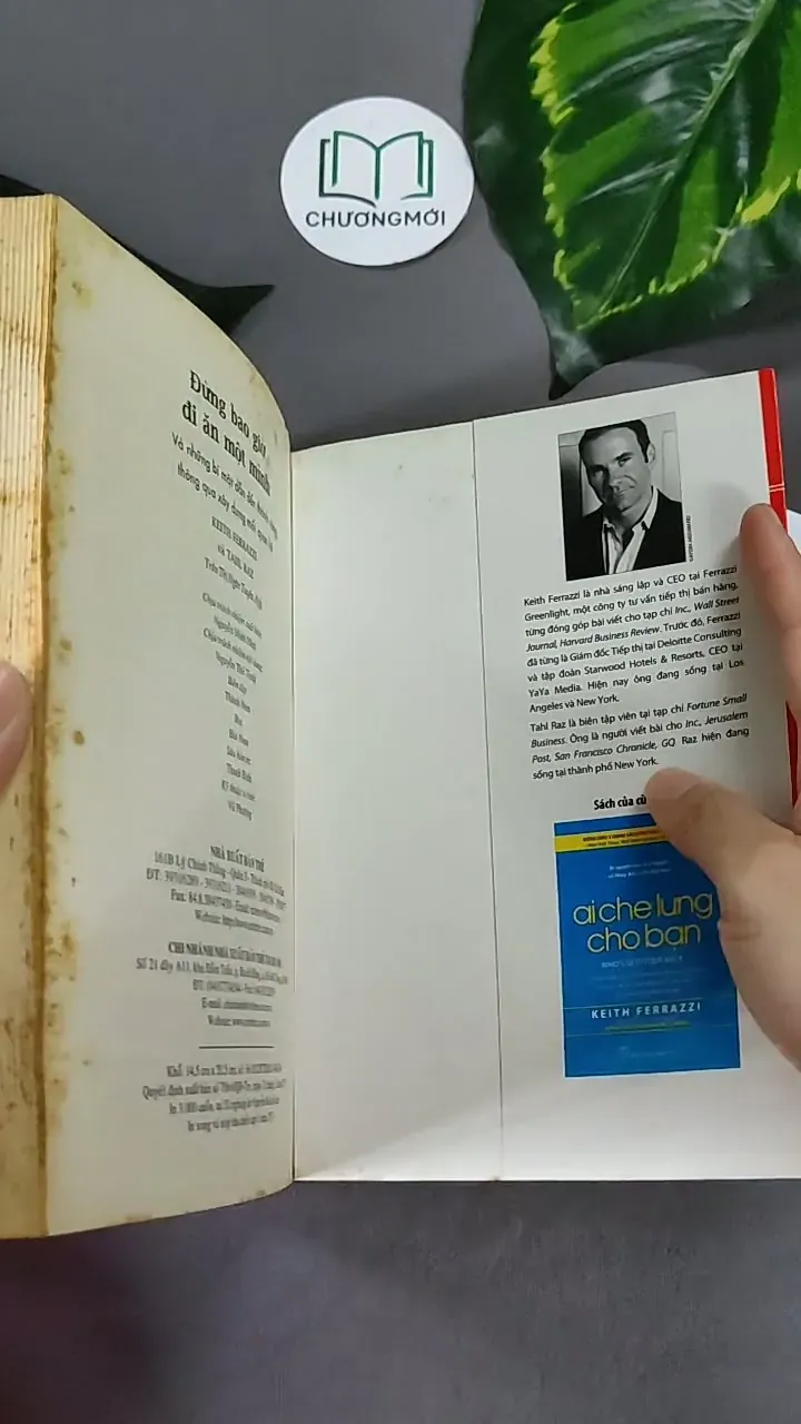 Đừng Bao Giờ Đi Ăn Một Mình 604636