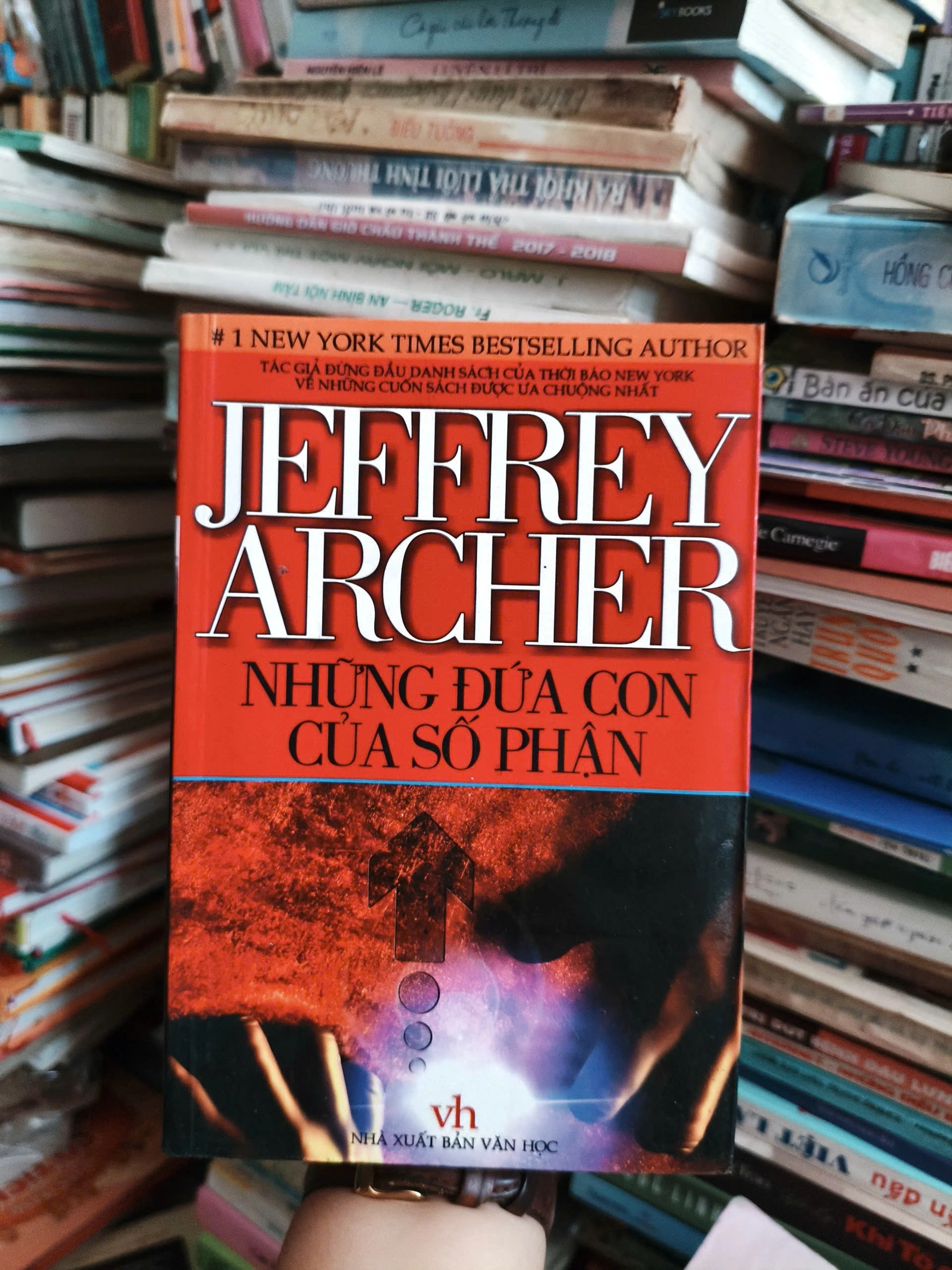 Những Đứa Con Của Số Phận by  - Sách Book Cover - Ngọc Hiển Books