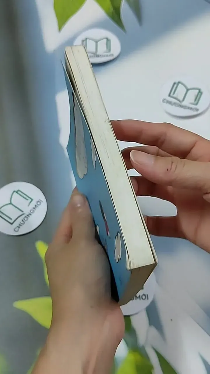 Đời Về Cơ Bản Là Buồn Cười - Lê Bích 703161