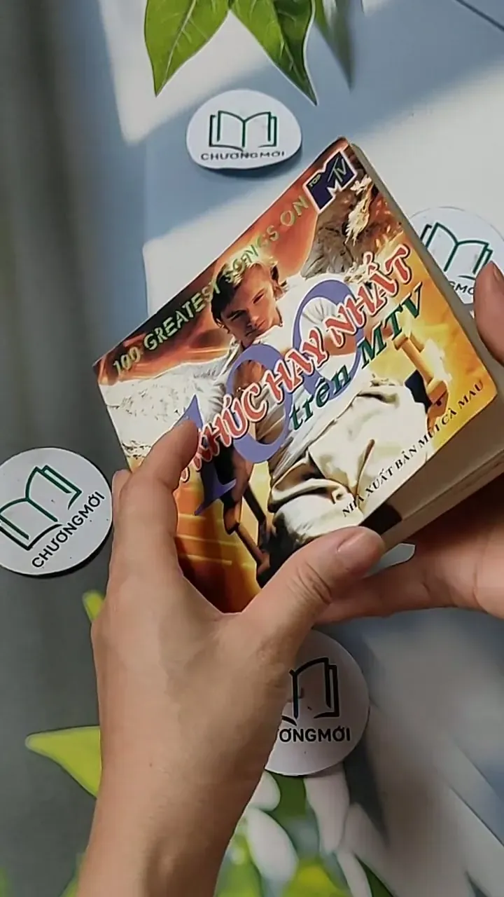 100 Greatest Songs On MTV 703054