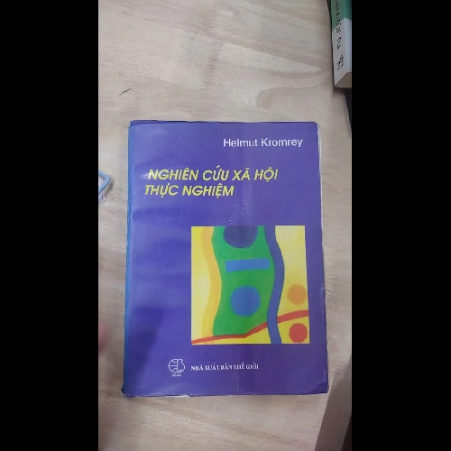 Sách - Nghiên cứu xã hội thực nghiệm - Helmut Kromrey (A1)