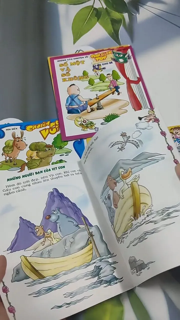 Combo Truyện Màu: Số Một Và Số Không, Tình Bạn Của Chó, Việc Ai Nấy Làm, Nét Đẹp Của Hươu 715656