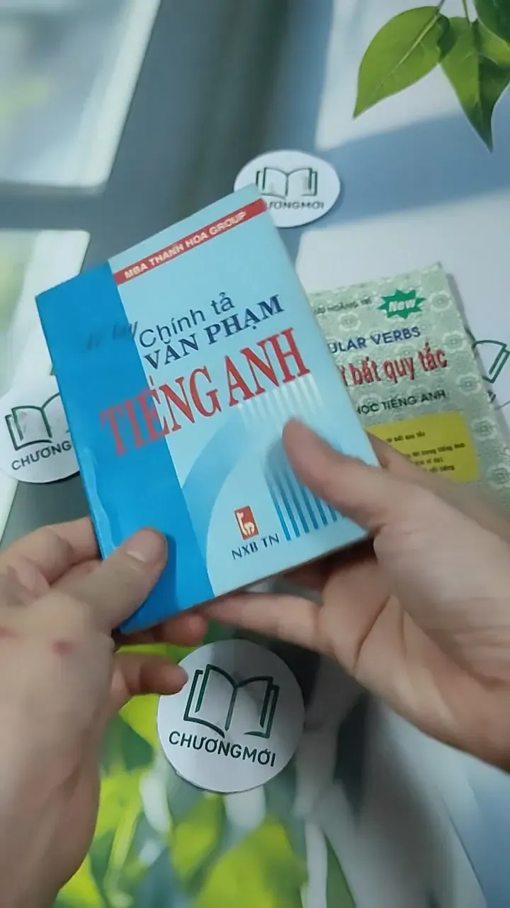 Combo Sổ Tay: Chính Tả Văn Phạm Tiếng Anh, Động Từ Bất Quy Tắc (Sách Bỏ Túi) 727303