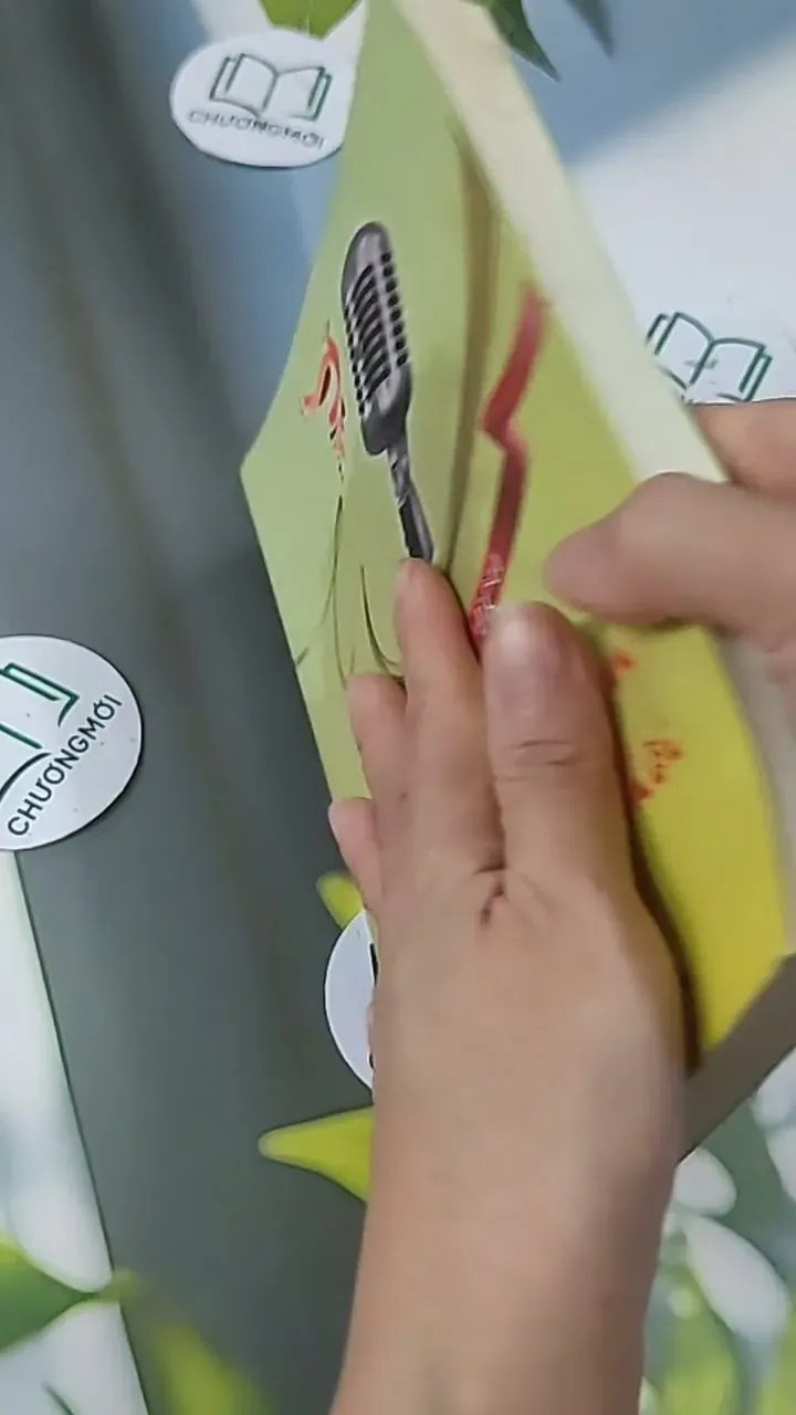 Thanh Xuân Không Chỉ Một Thời - MC Xuân Hiếu 705616