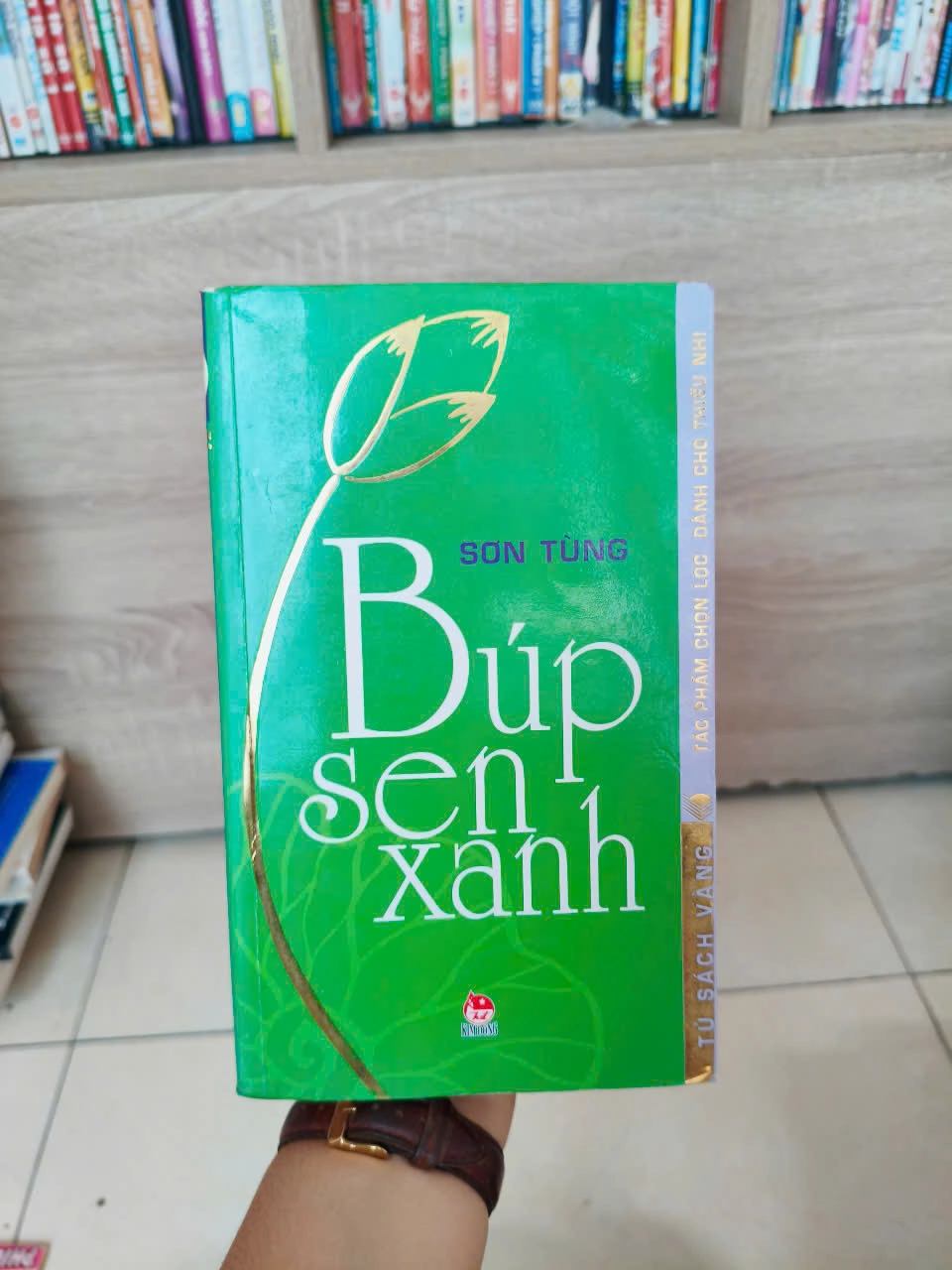 Búp sen xanh - Sơn Tùng by Sơn Tùng - Sách Book Cover - Ngọc Hiển Books